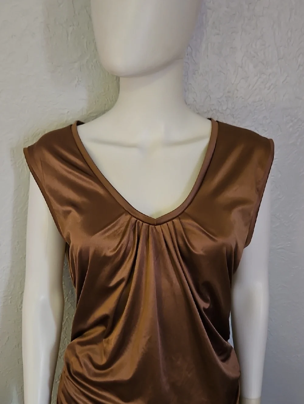 NEW YORK & CO Bronze Satin Ruched V-neck Sleeveless Top